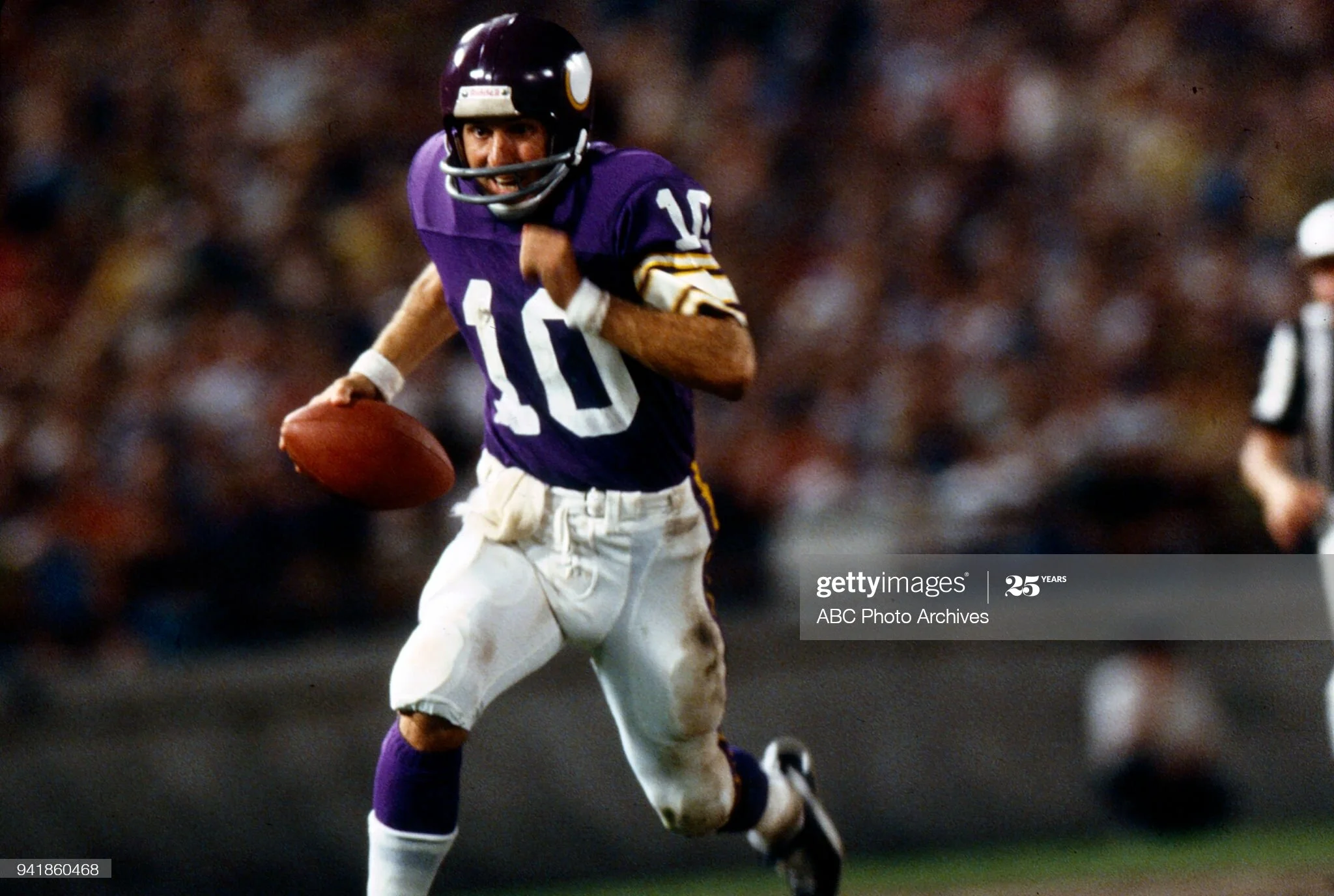 Trade History: Vikings make deals to bring in several all-time greats