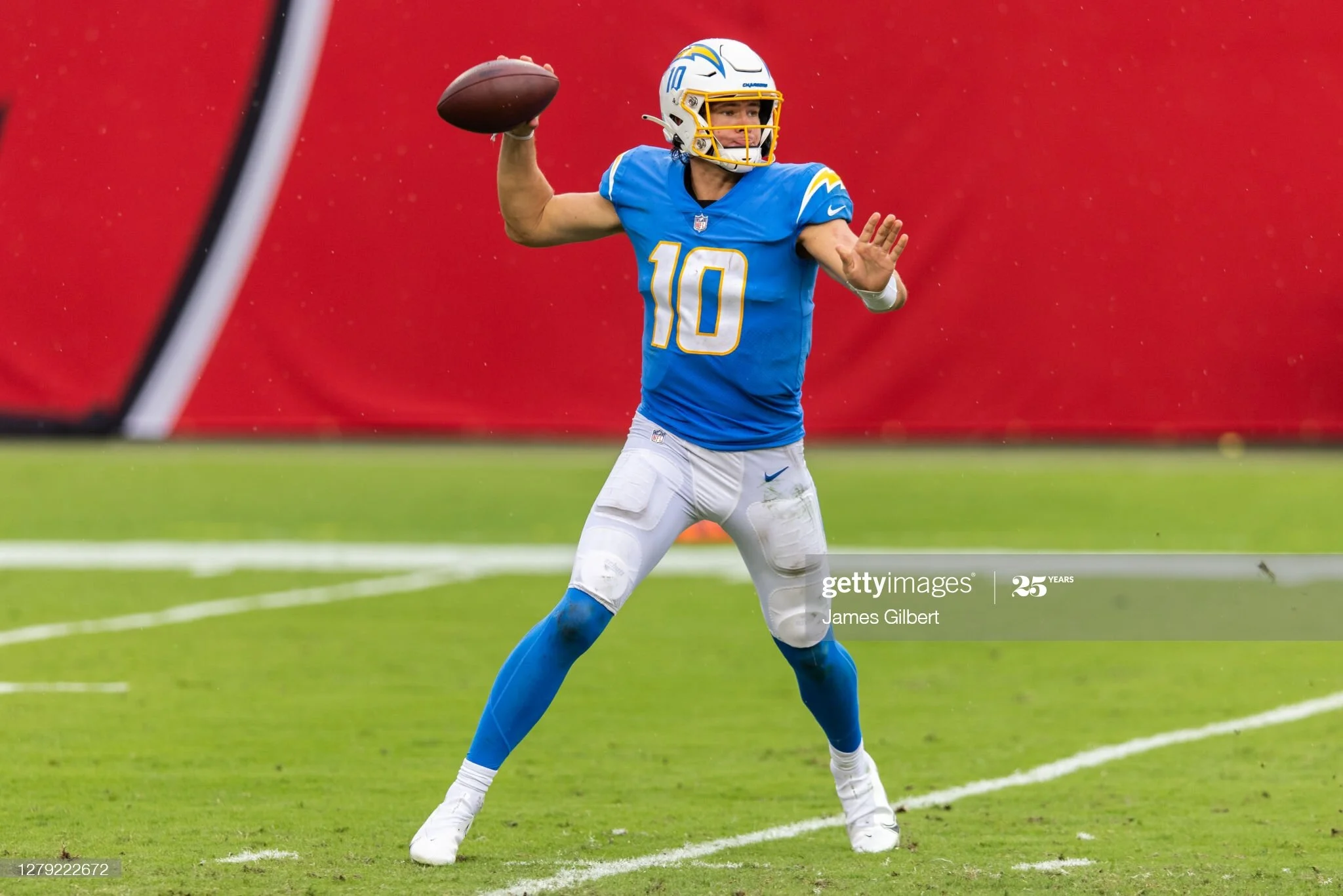 Fantasy Football Week 7 Streamers: Herbert’s First Win?