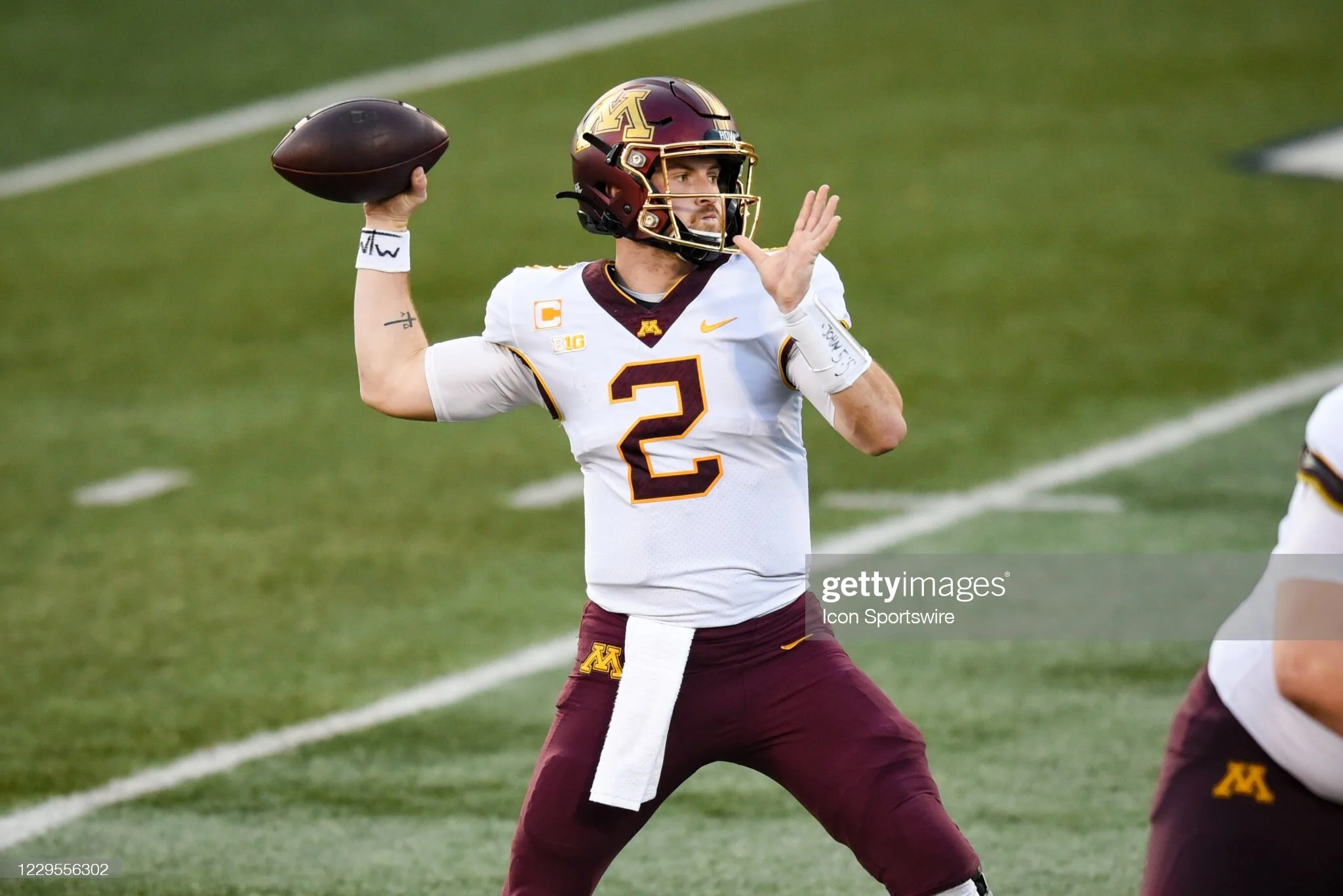 CFB: 2021 Big 10 West Preseason Quarterback Rankings