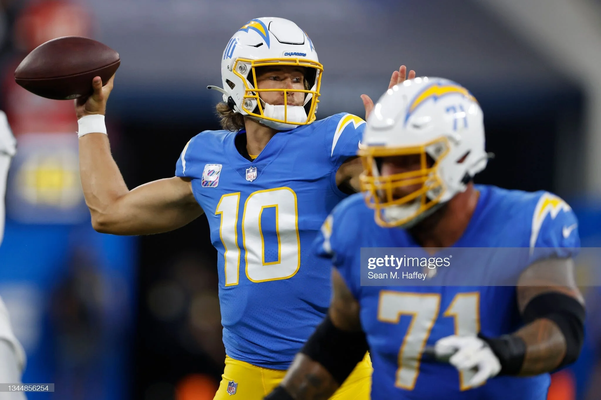 Justin Herbert’s Strong First Half Lead Chargers to Win