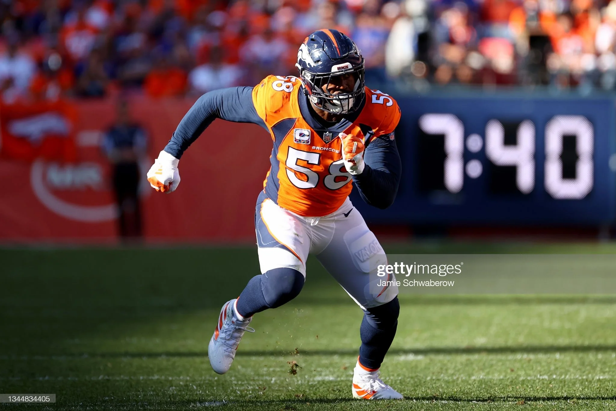 End of an Era: Von Miller Gets Traded to the Rams Before NFL Trade Deadline