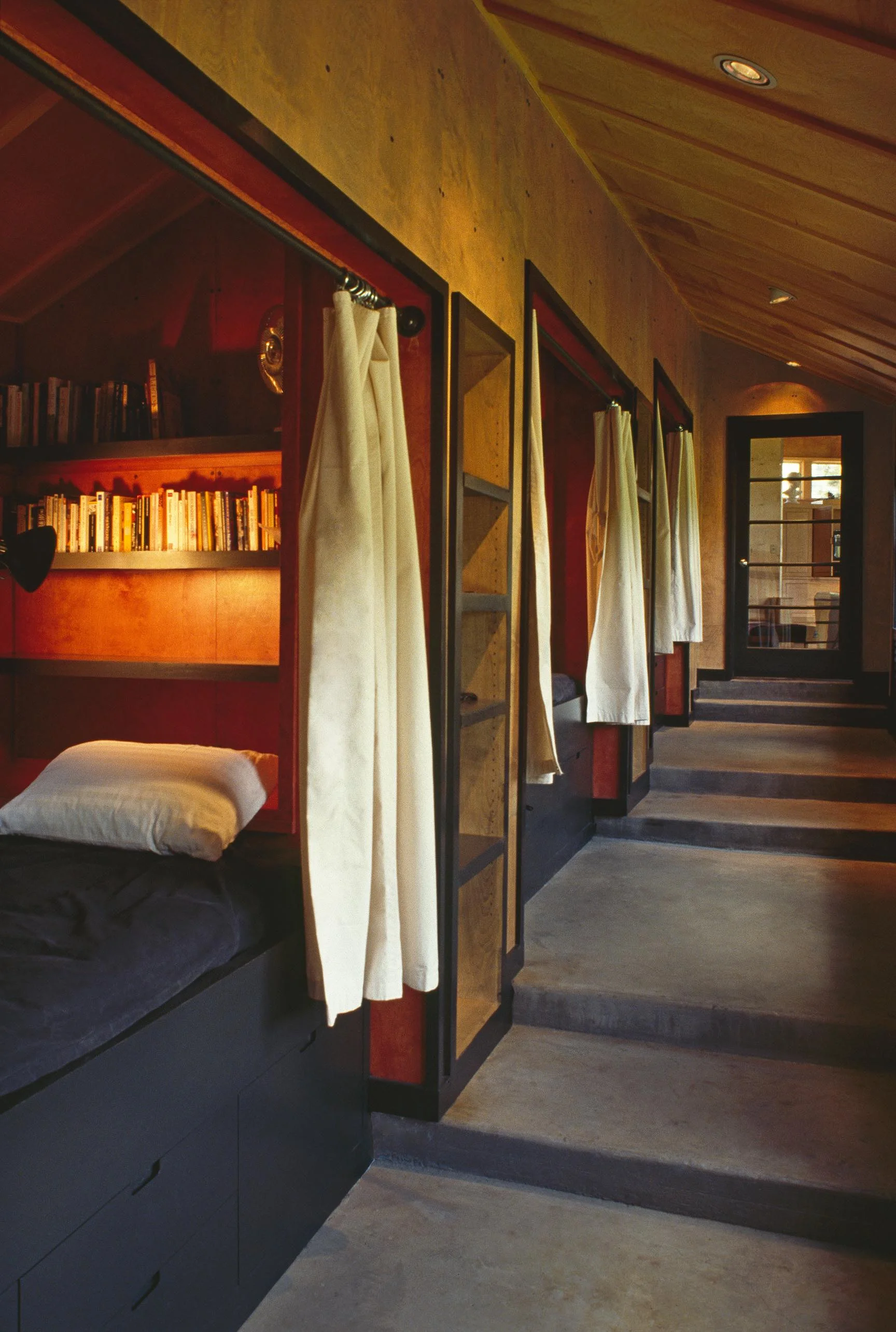 05 Laybourne_UP_2014_bunks.jpg