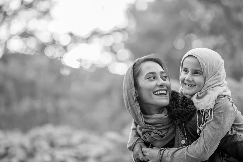 refugee mum and daughter_opt.jpg