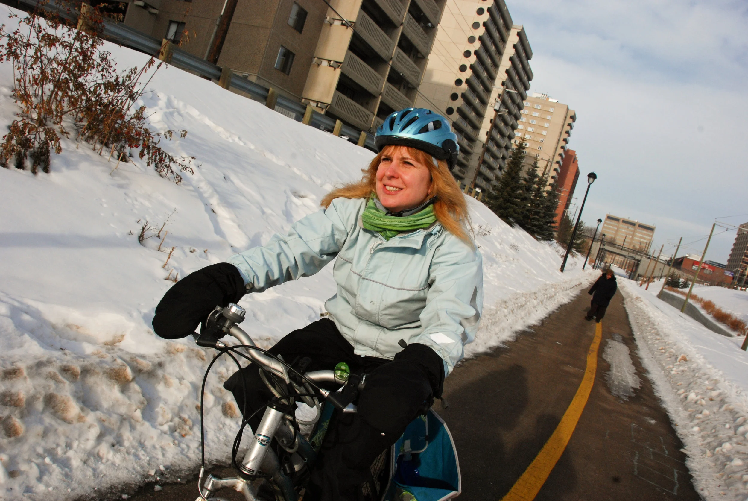 Researcher surveying people who winter cycle: participants wanted
