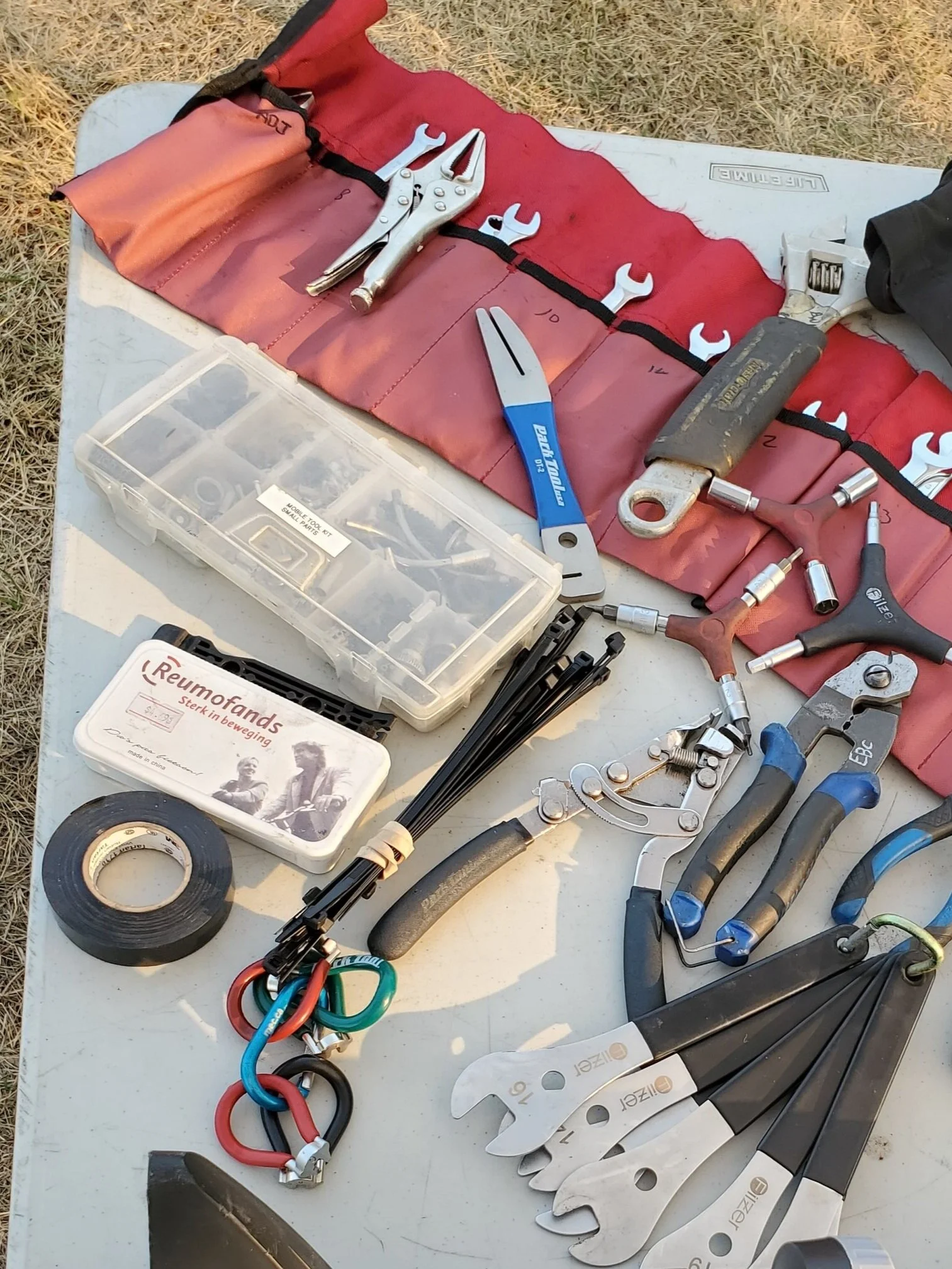 Bike Edmonton's tune up session at the Repair Café by Edmonton Tool Library