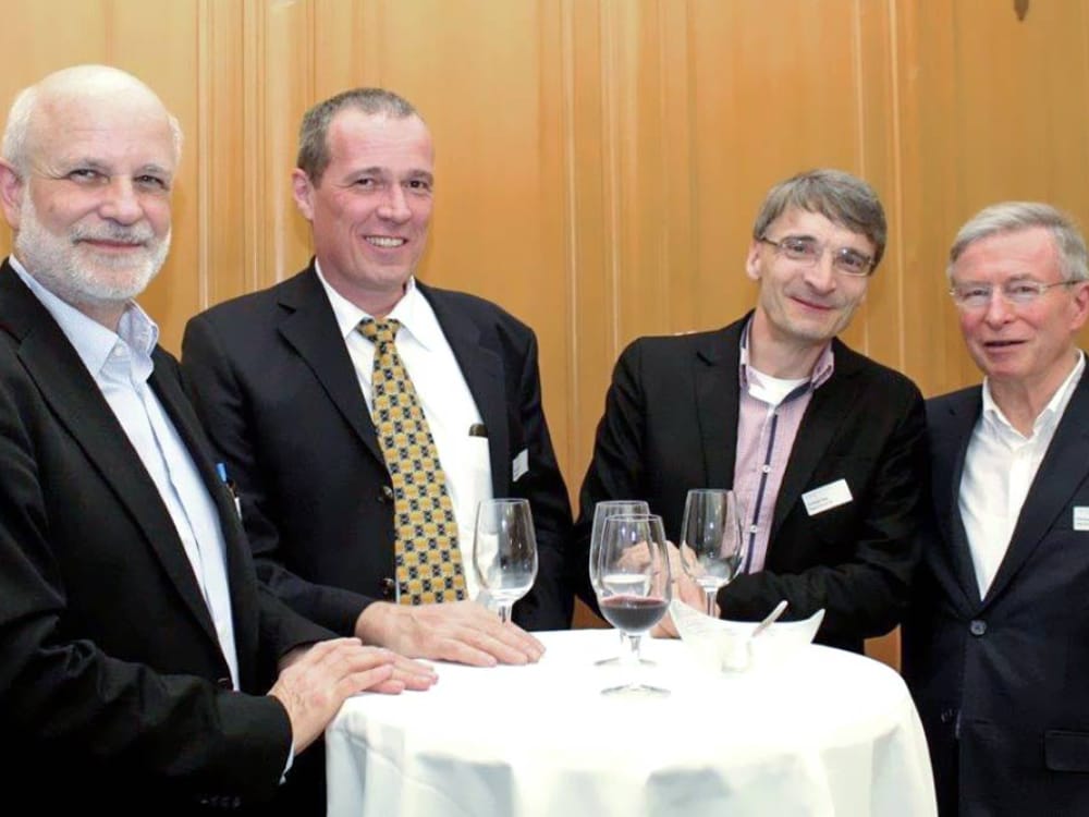 Dr. Herbert Wanner, Vorname Nachname, Vorname Nachname und Christoph Schmid (von links nach rechts) am CGZ Forum "Internet of Things"