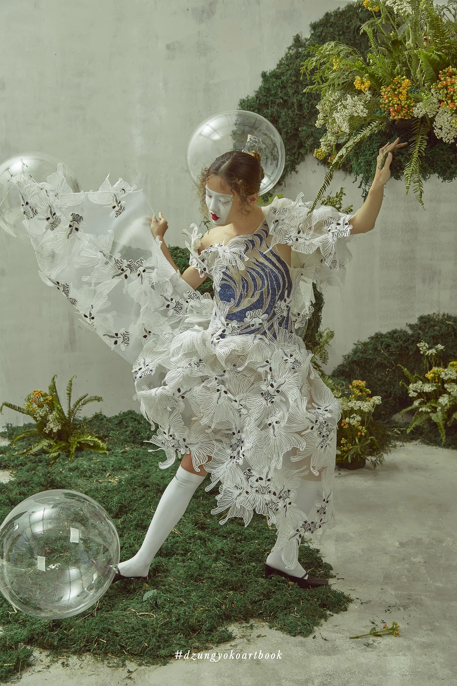 Secret Garden elle 20181047.jpg