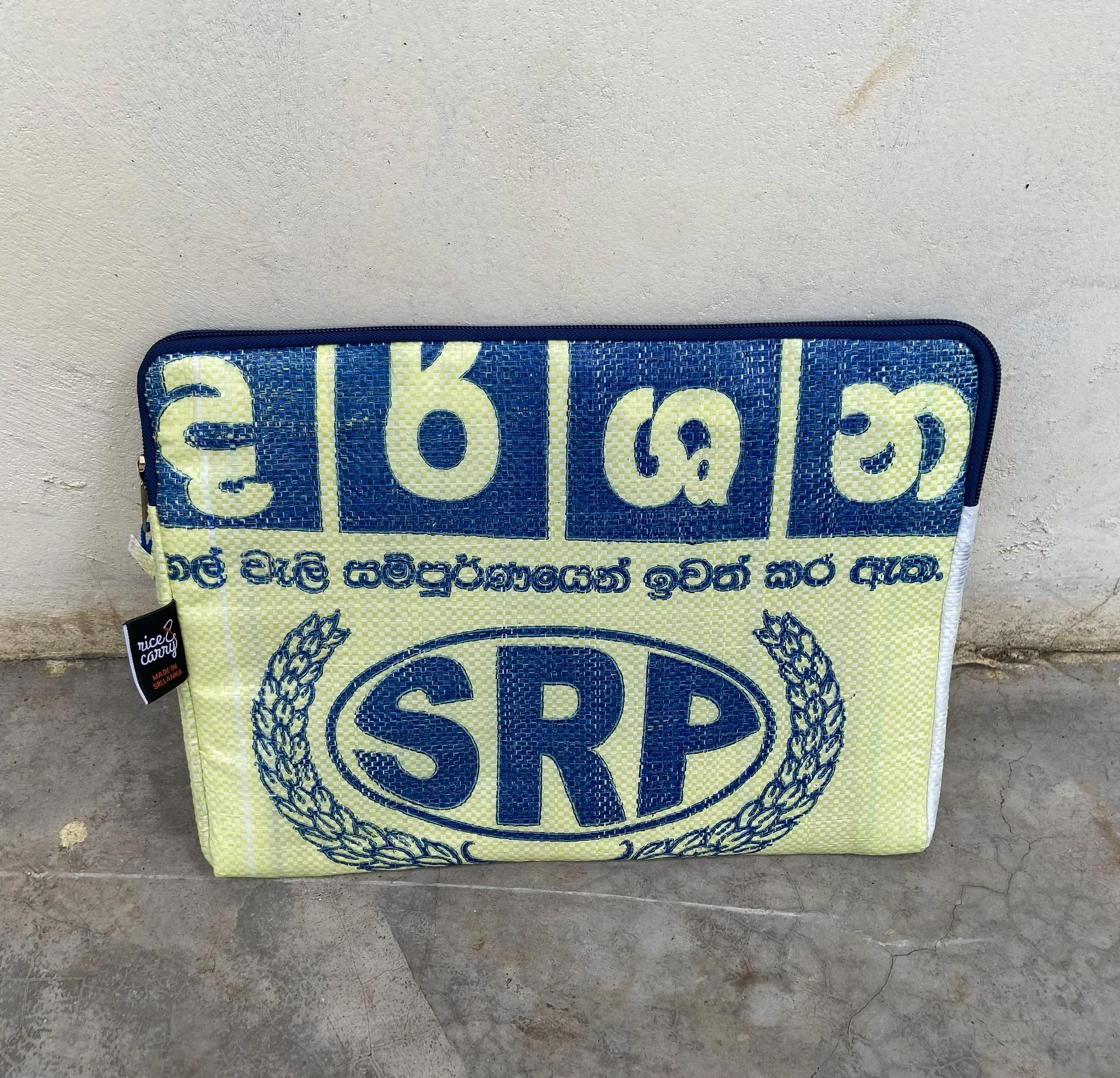 Laptop 13 light yellow.jpeg