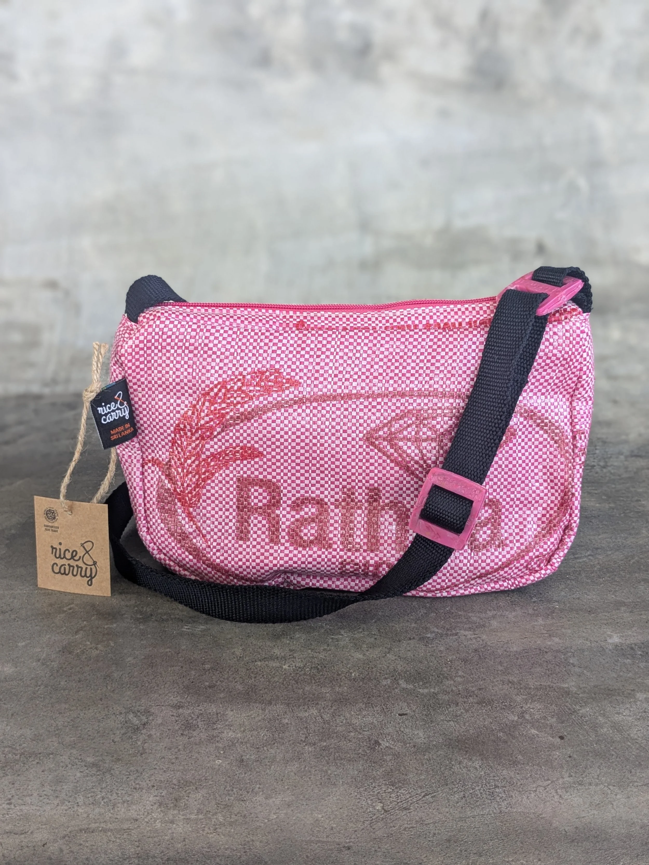SLING BAG