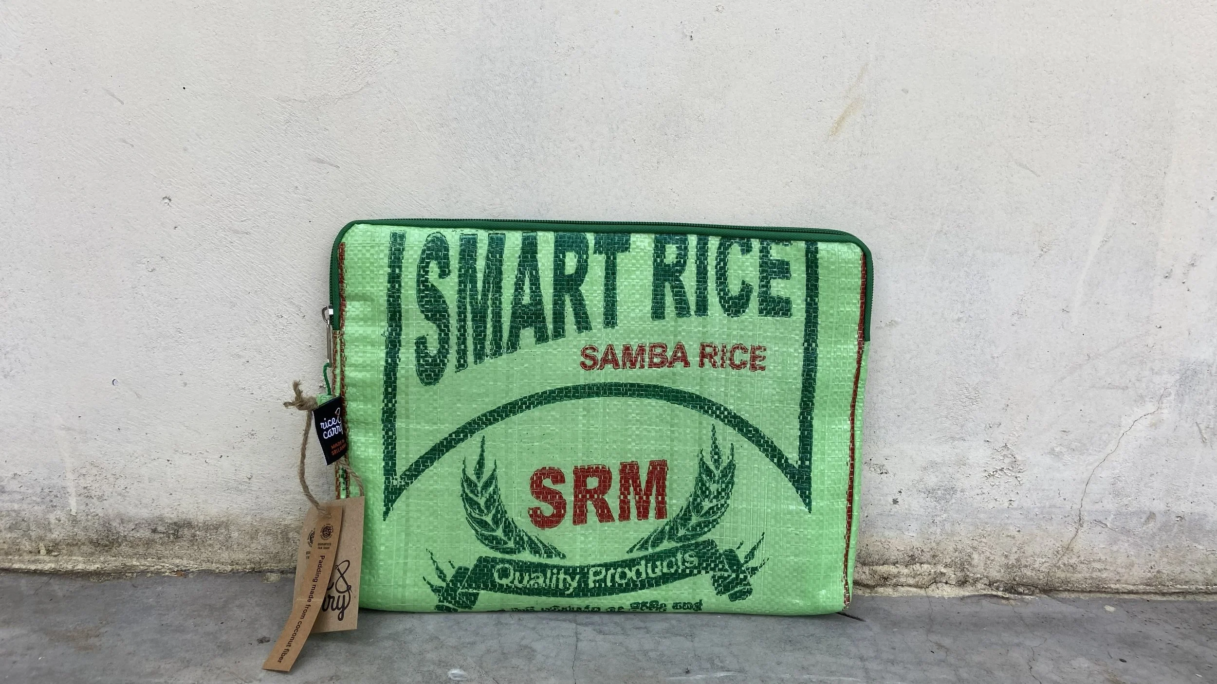 Laptop Sleeve 13 inch green smart .jpeg
