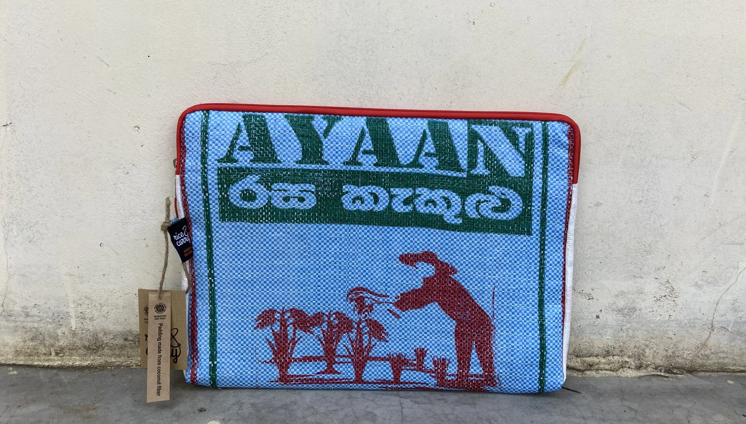 Laptop 15 inch blue farmer.jpeg