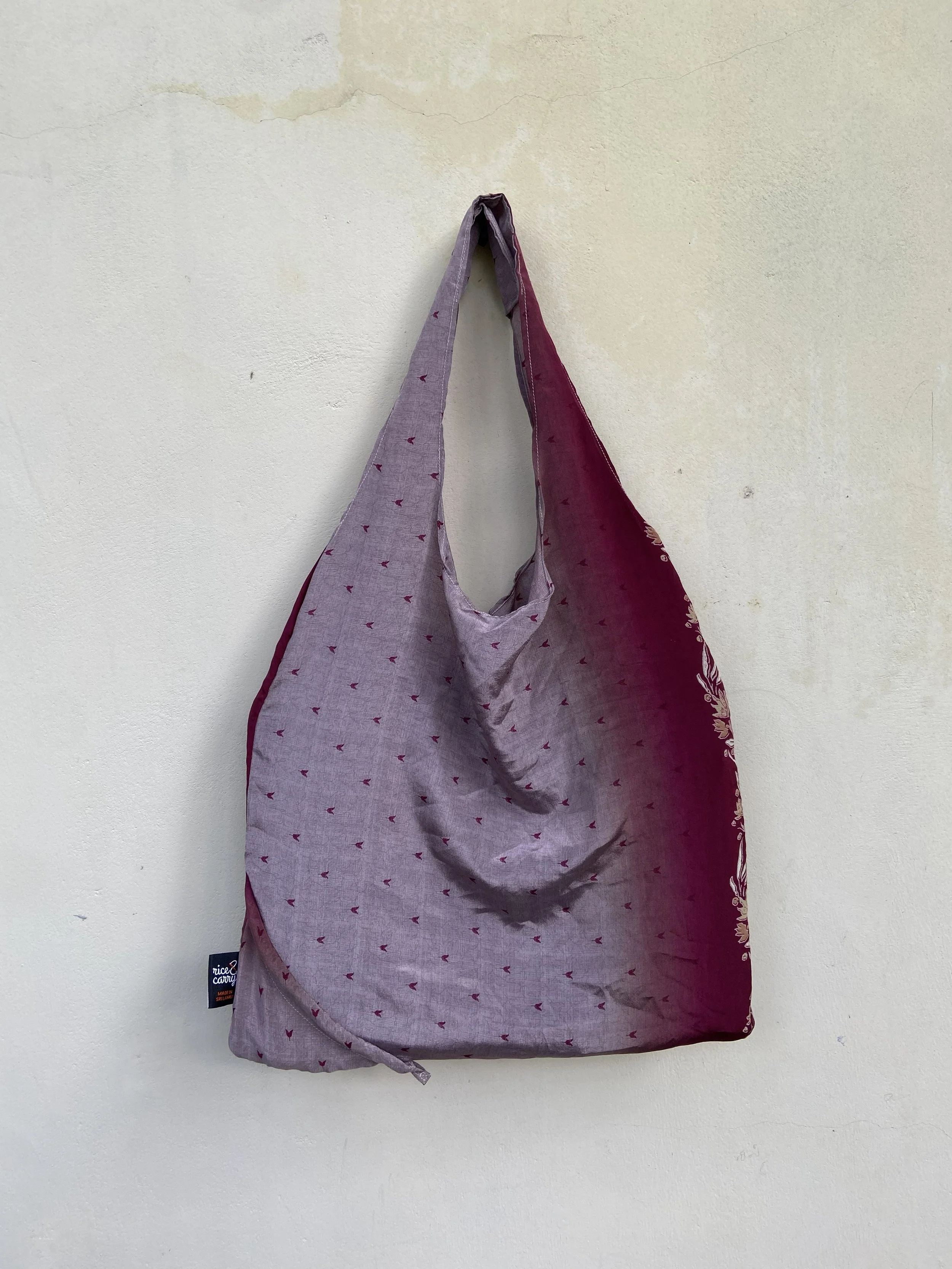 Foldable burgundy grey.jpeg