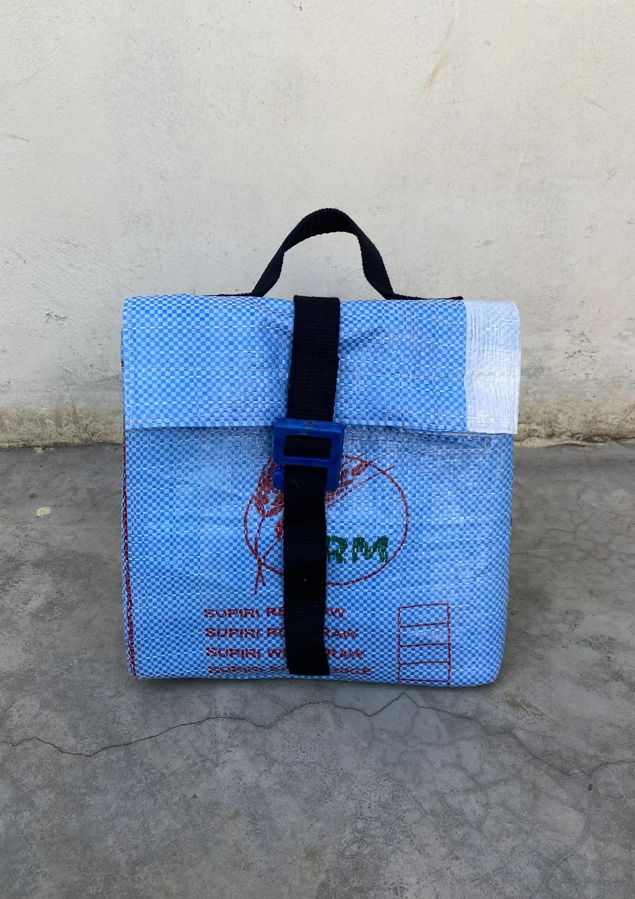 Lunch Bag G Buckle blue blue.jpeg