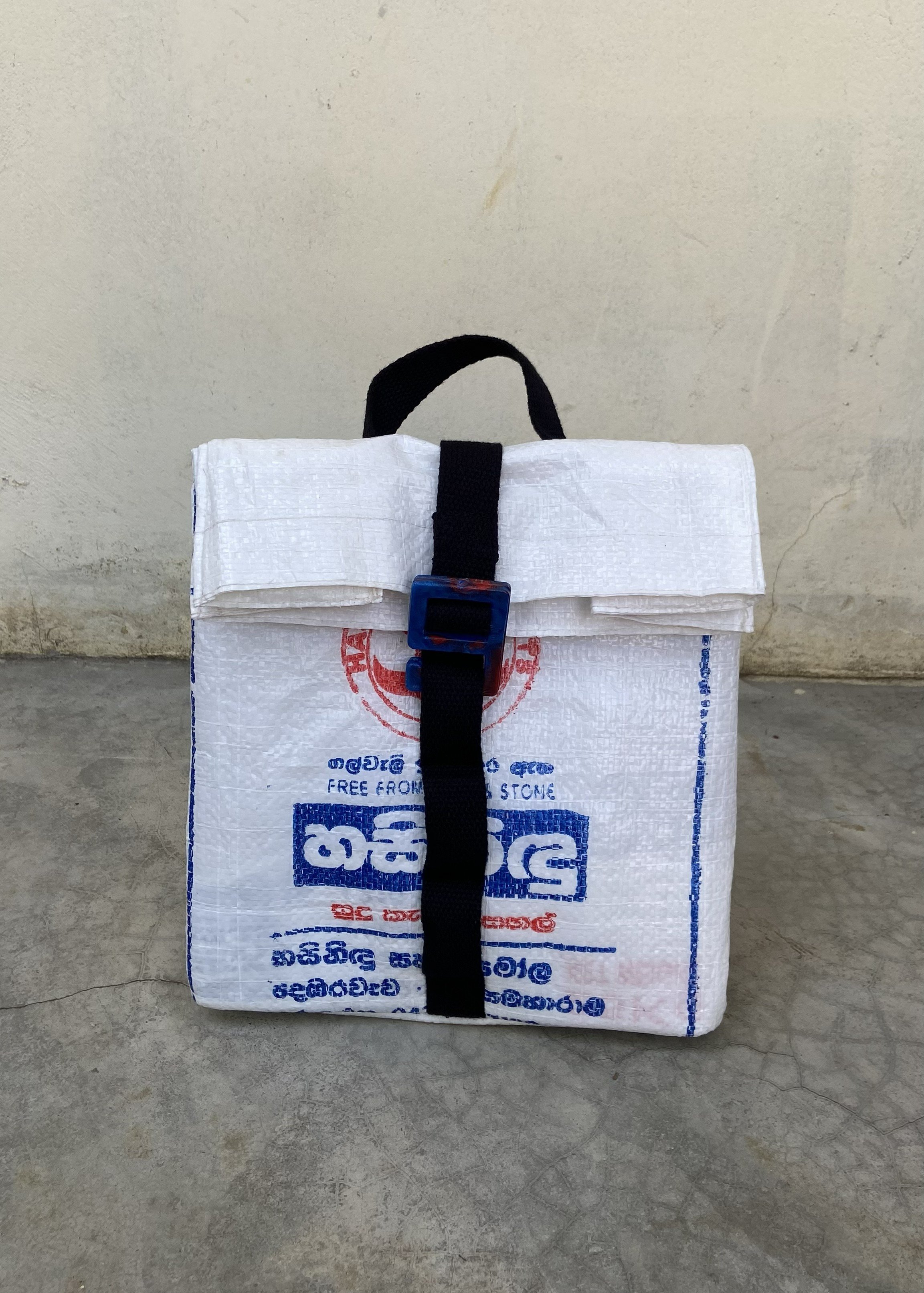 Lunch Bag G Buckle white blue print.jpeg