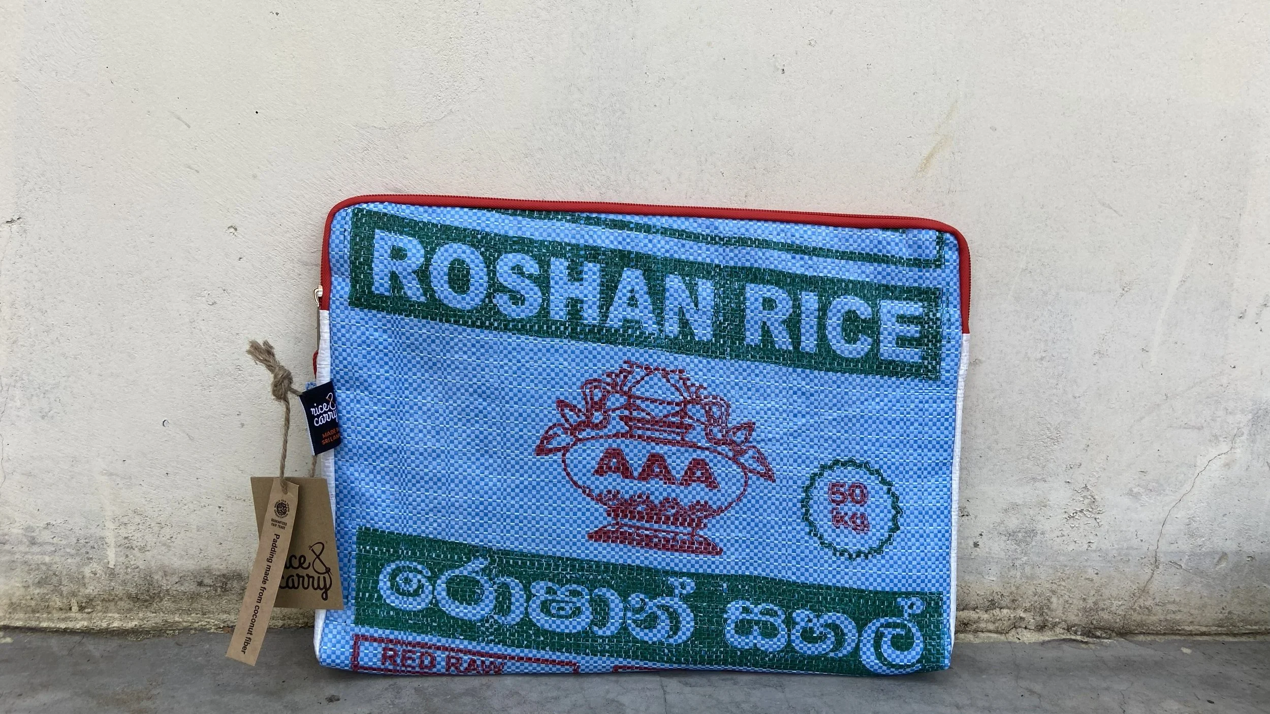 Laptop 15 inch blue roshan.jpeg