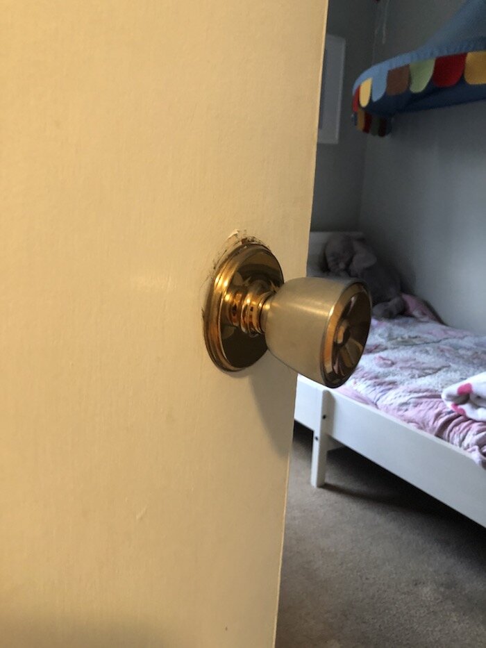 3_mismatched door handles.jpg