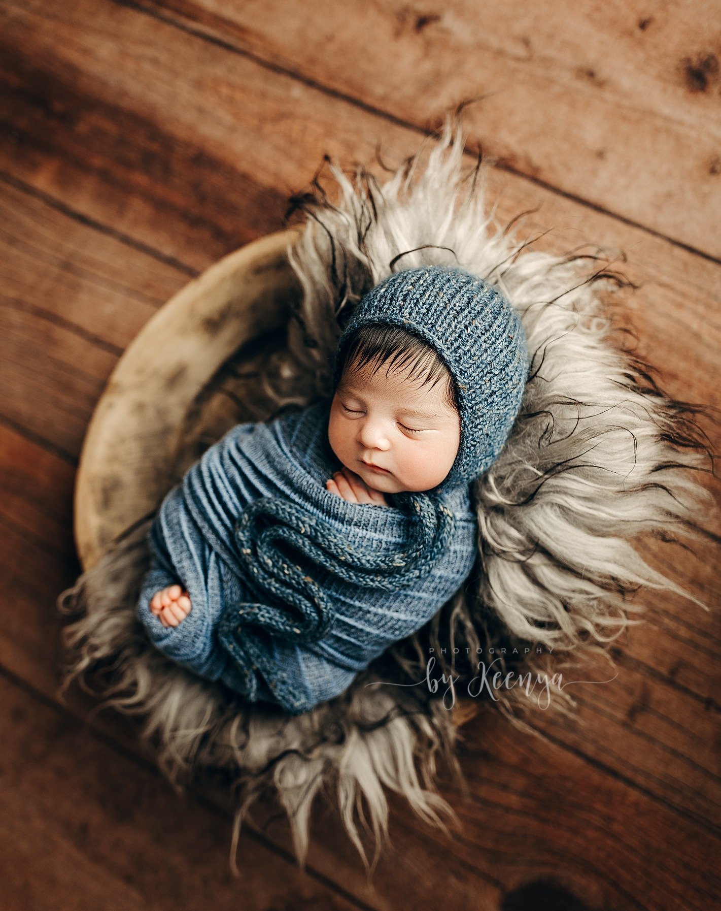 Happy Wednesday! It's going to be a good one! God bless!
#newborn #photographybykeenya