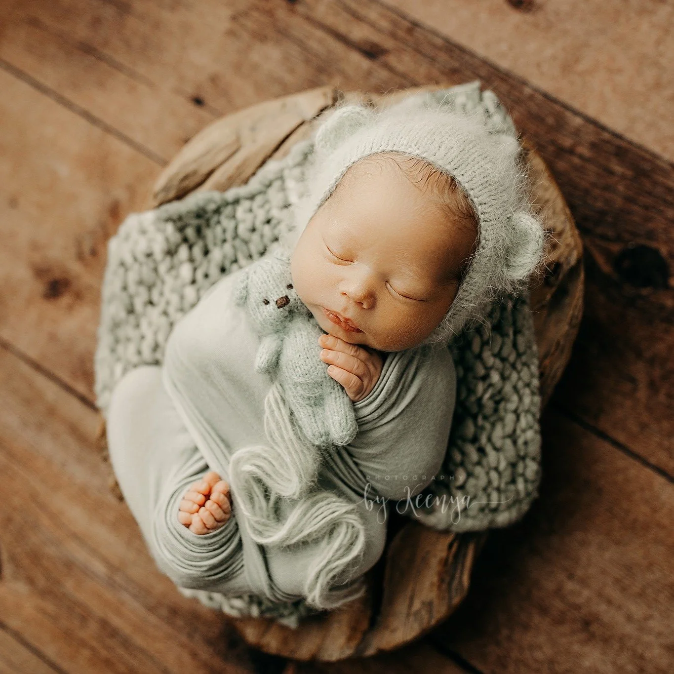 Happy Sunday yall! Isn't baby PJ super adorable?
#baby #cibolobaby #sanantoniophotographer