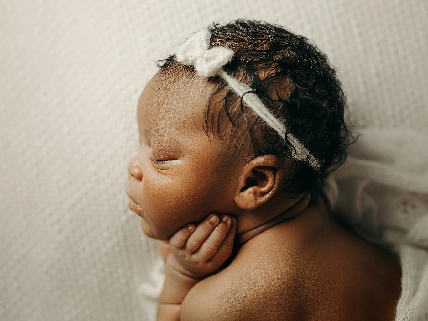 When Is the Best Time to Schedule a Newborn Session?