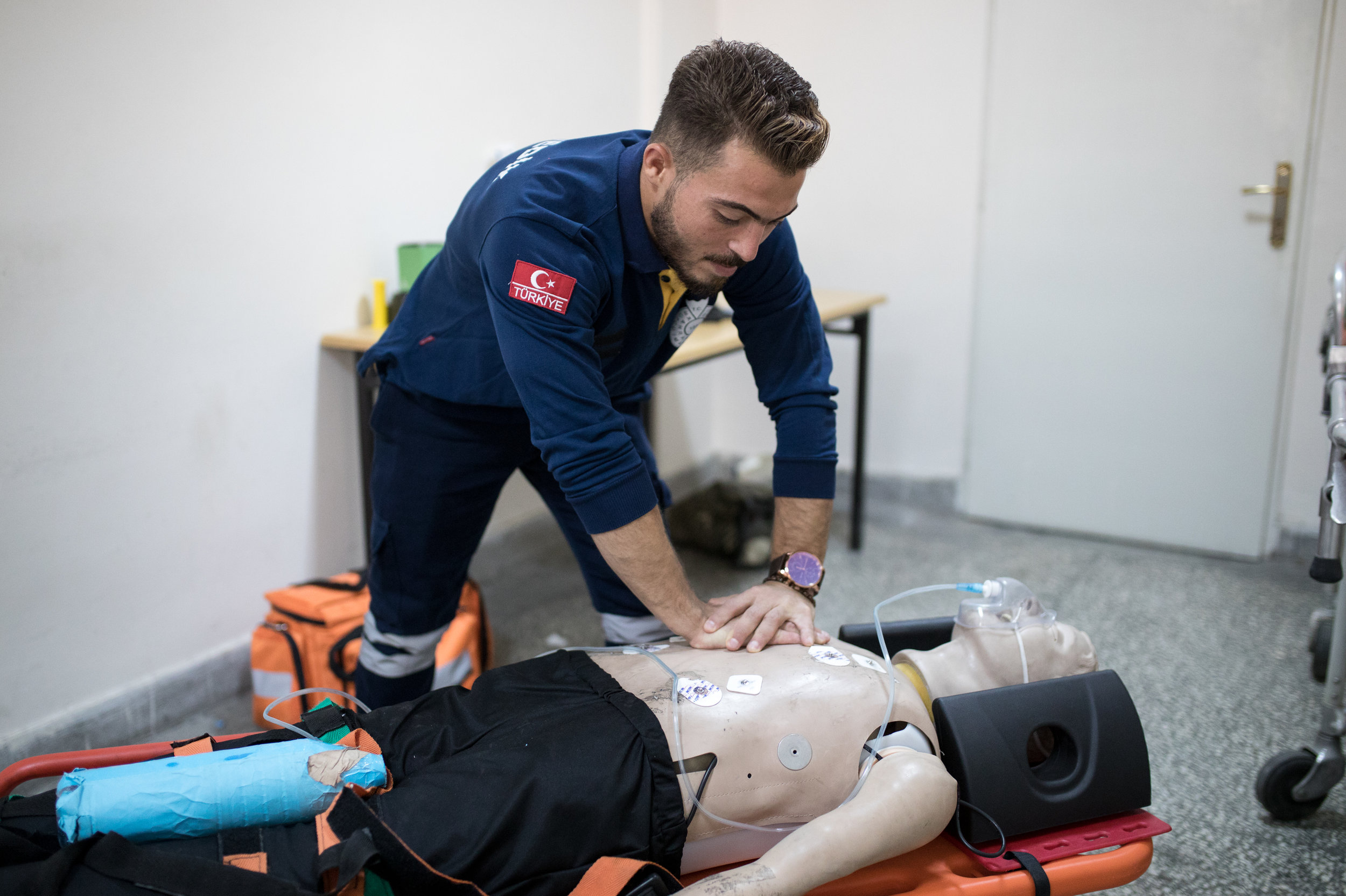 2018-07-02_Muhamed Najar, 24, Paramedic at Sütçü Imam Uni, Kaharamarmas, TK_0248.jpg