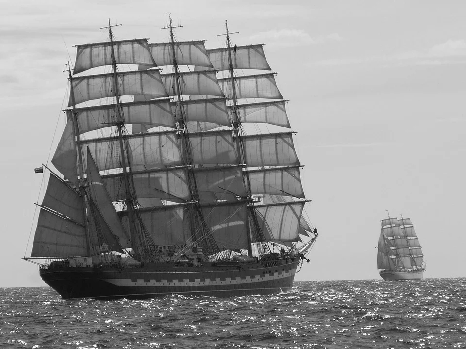 ships-701596_960_720.jpg