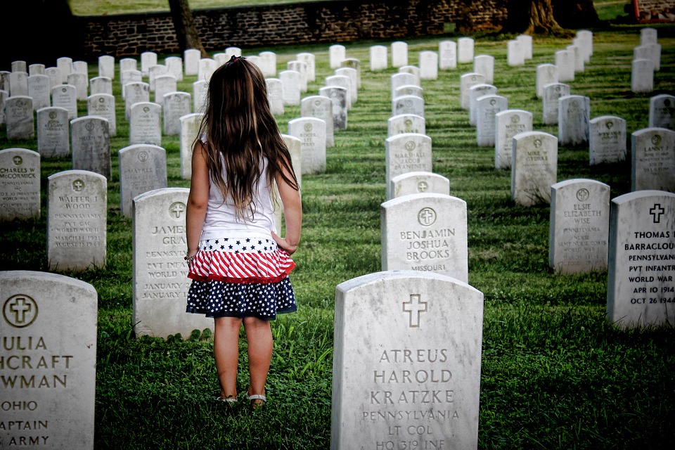 cemetery-2093999_960_720.jpg