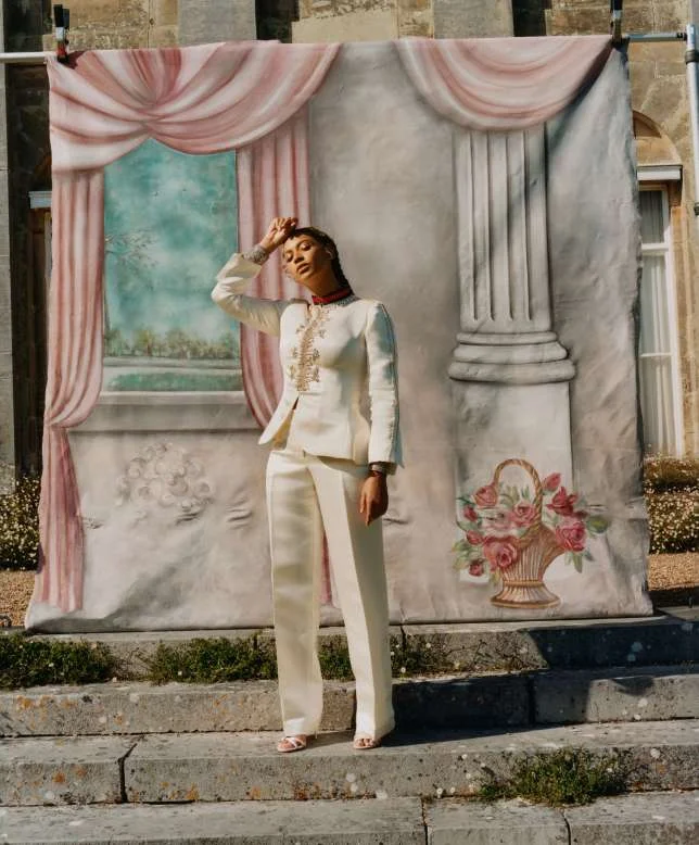 Inside-Beyonce-s-Vogue-September-issue-editorial (4).jpg