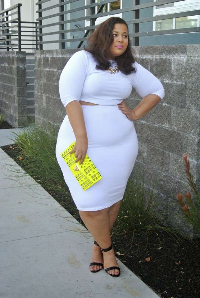 Here's how plus-size babes can confidently rock crop tops