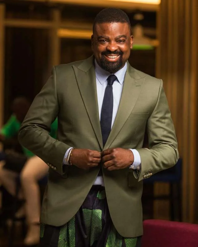 Take a look at the 1st photos from AMAA 2018