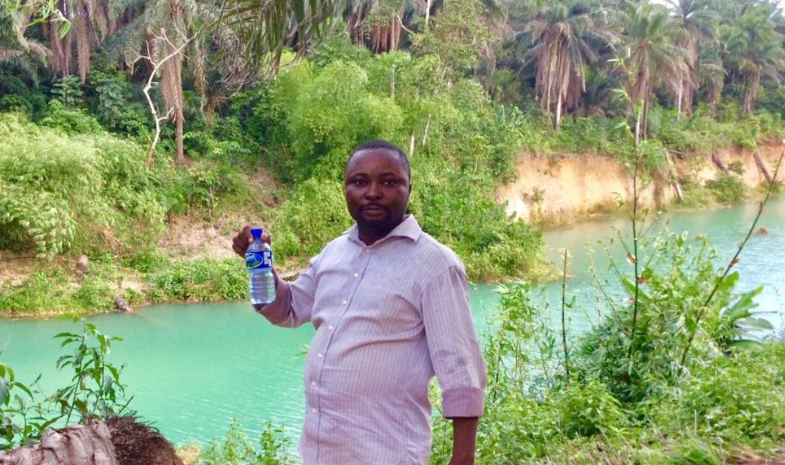 The water in this Akwa Ibom river is unbelievably green at all times