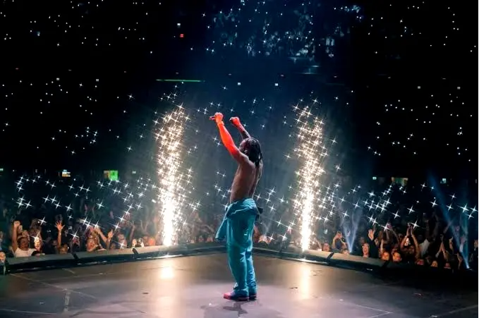 Burna Boy becomes first African artiste to sell out 21,000 Capacity Arena in Atlanta