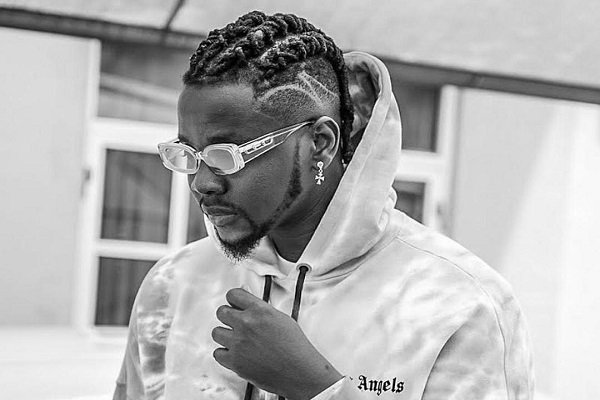Kizz Daniel celebrates as ‘Cough (Odo)’ moves to No. 1 on Apple Music Chart