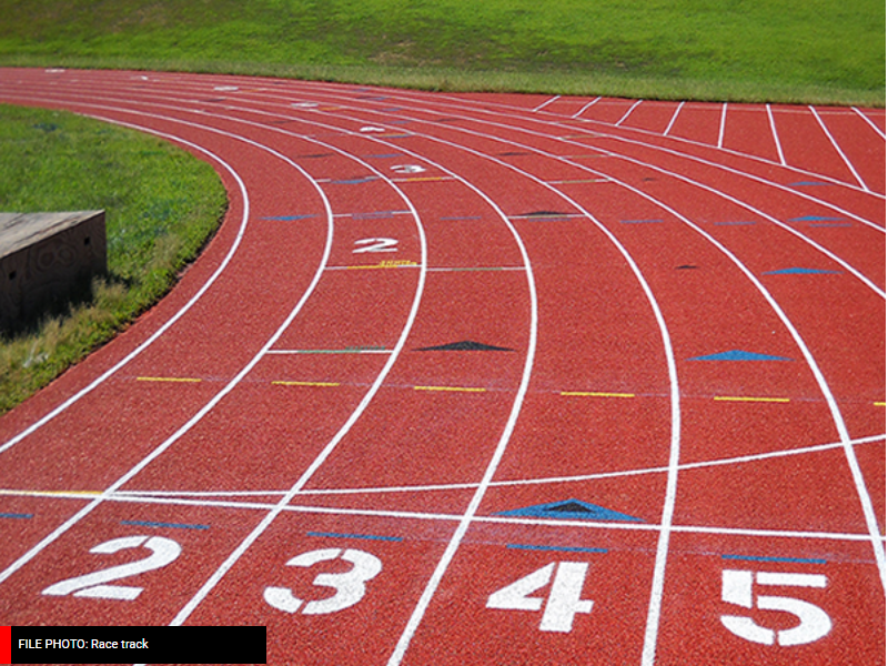 Nigerian Akintola breaks the school athletics record in the United States.