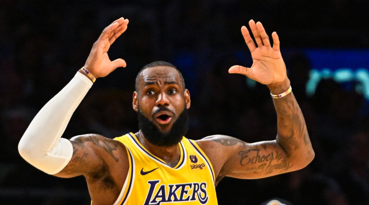 Lakers News: Stunning Stat Puts Into Context How Good LeBron James Has Been From Deep. 