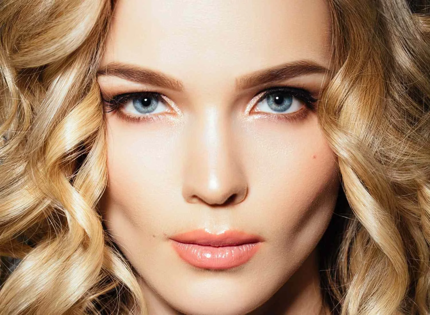 How to Get Doe Eyes in 5 Easy Steps (Copy)