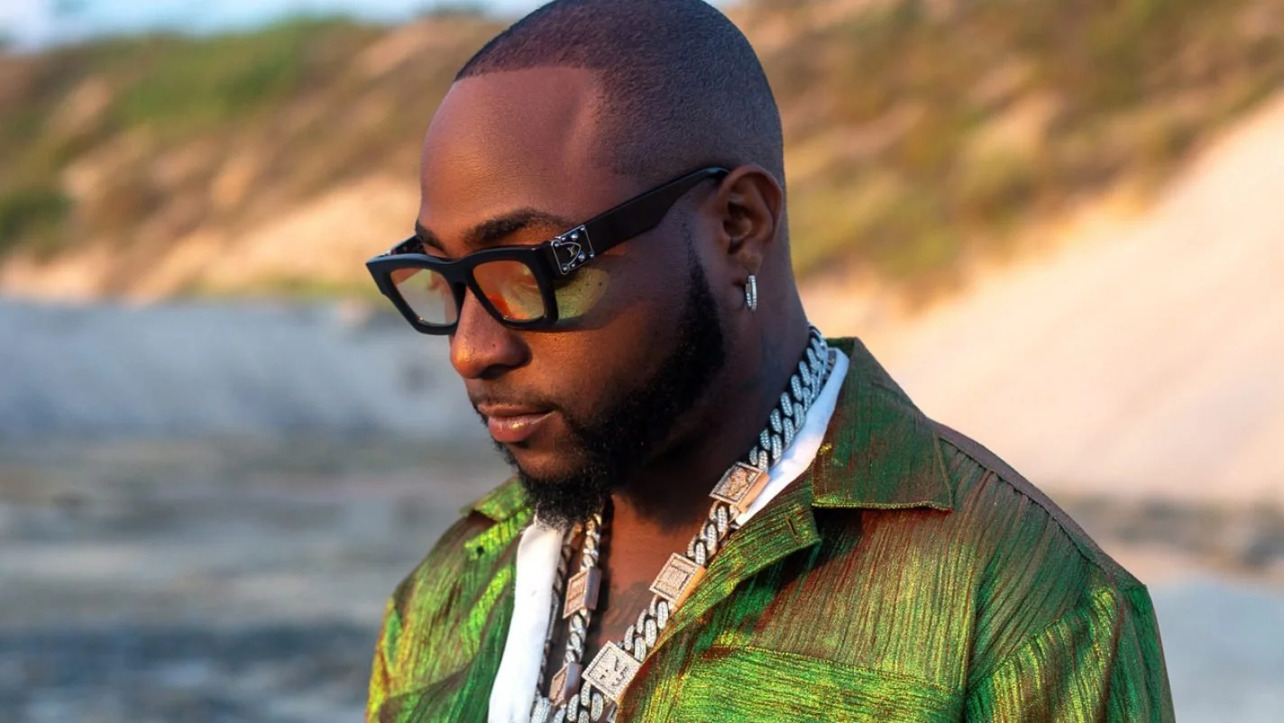  ‘My Family Distribute Electricity To Many Nigerians’ – Davido asserts