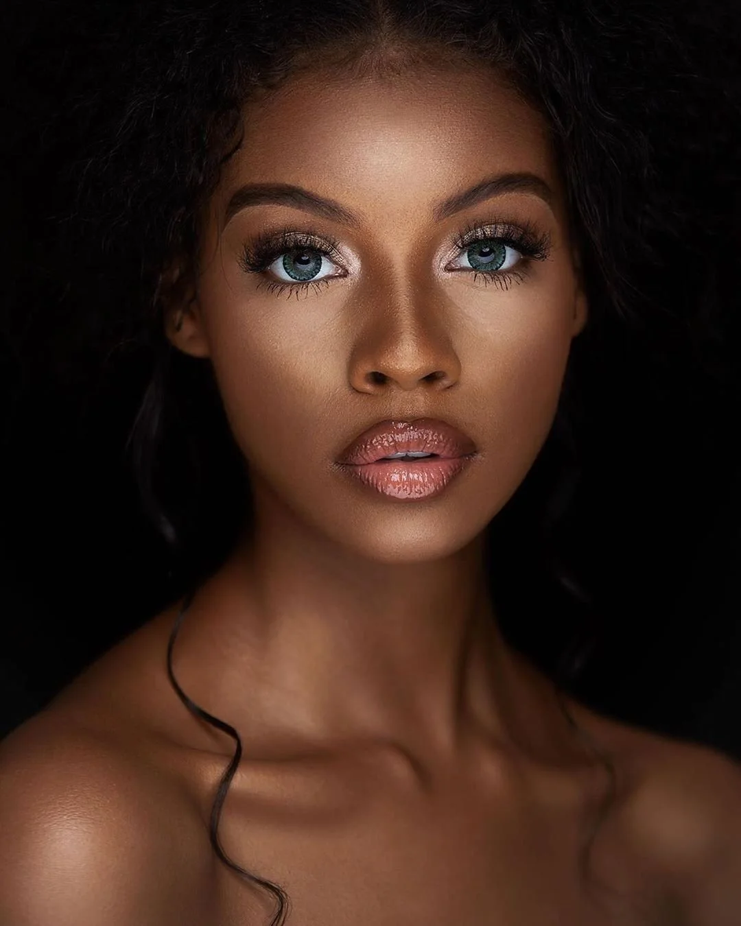 The new make up trend in the fashion industry
