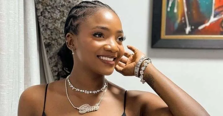 Singer Simi faults Police for ‘counselling’ man arrested for posting daughter’s naked pictures online