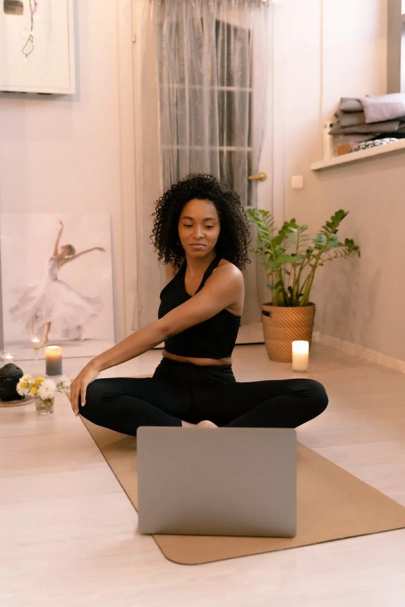 Stay Fit and Festive: Your Guide to Holiday Workouts and Vacation Fitness