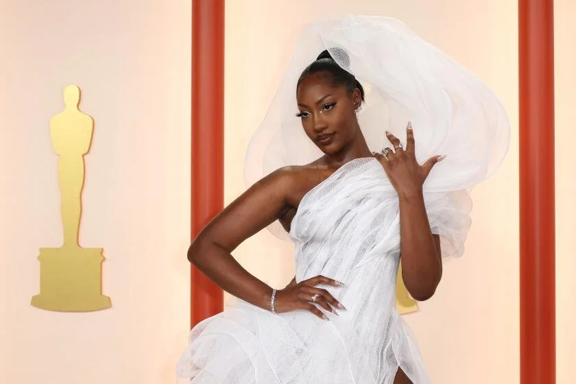 Tems clears the air about her viral Oscars dress, says there was no 'view blocking'