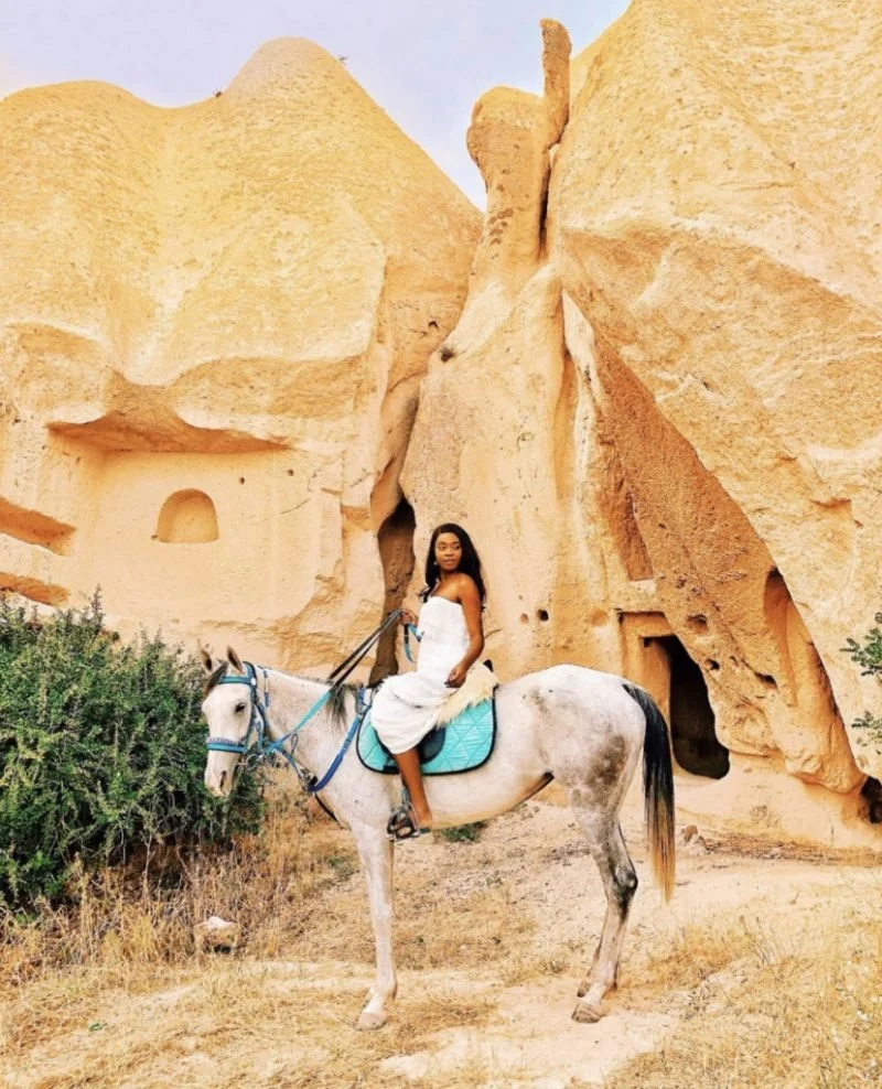 Five Nigerian Travel Bloggers to Follow on Social Media