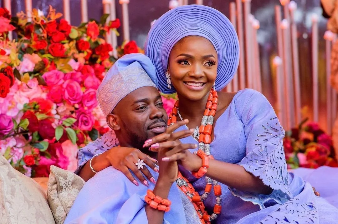 A relationship can't work if only one person is invested in it - Simi