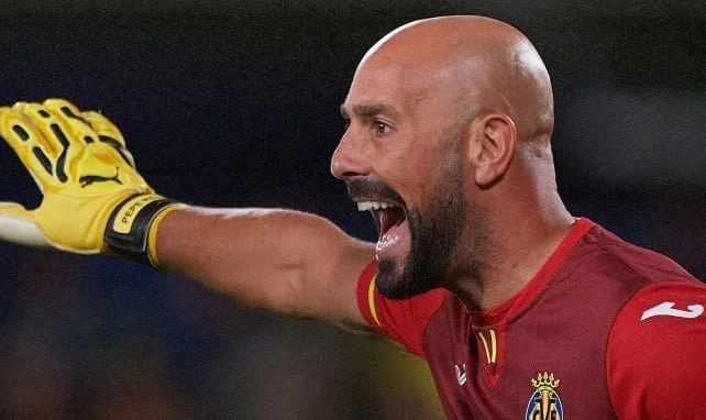Transfer: Former Barcelona and Liverpool great joins Fabregas at Como.