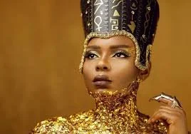 How I manage to stay away from controversies – Yemi Alade