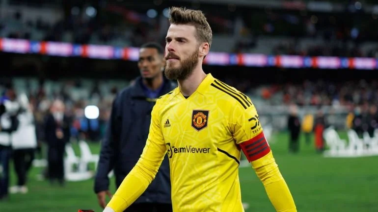 Transfer: De Gea's return to Manchester United prevented.