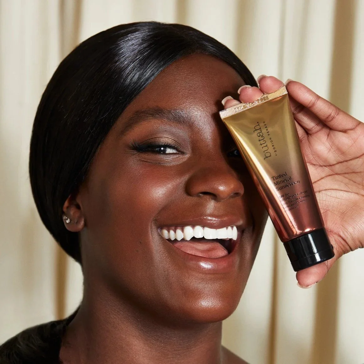 Multiuse Beauty Products: Simplifying Your Routine with Dual-Purpose Essentials