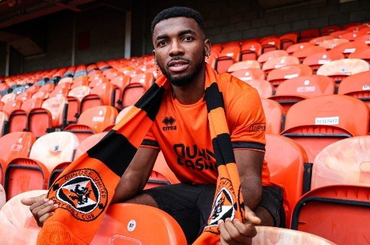 Scottish team Dundee United has signed a Nigerian winger.