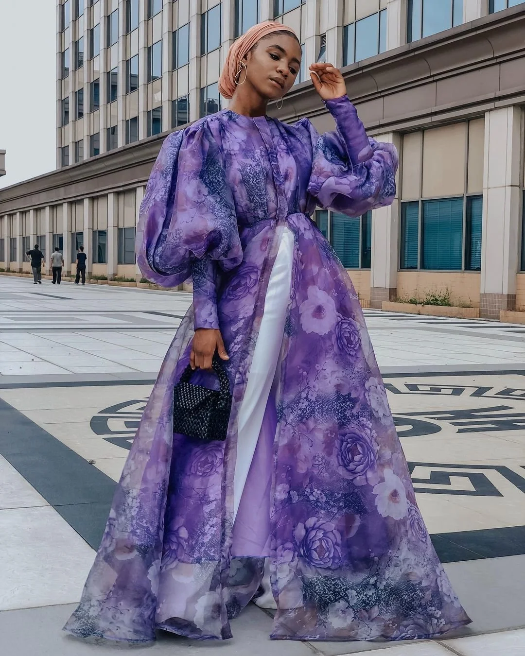 What It Takes to Be a Fashion Influencer: The Inside Scoop