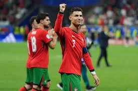 You've had an incredible career, ex-Liverpool star tells Ronaldo to retire.