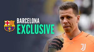 Szczesny, a former Arsenal goalkeeper, has made a surprising move to Barcelona.